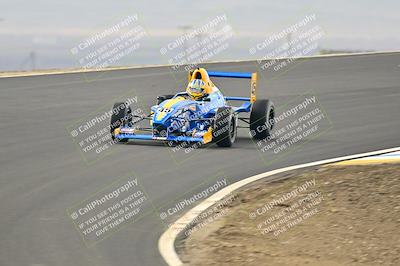 media/Jan-26-2025-CalClub SCCA (Sun) [[cfcea7df88]]/Group 2/Race/